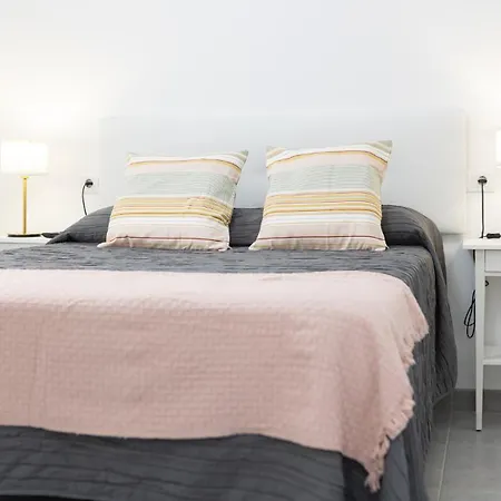 شقة 1d- Rocinante Apartments, *