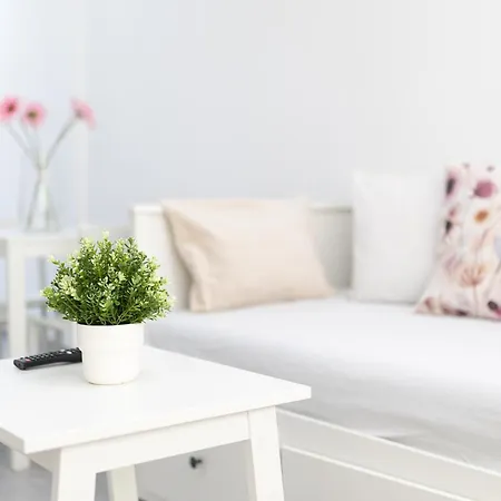1d- Rocinante Apartments, شقة